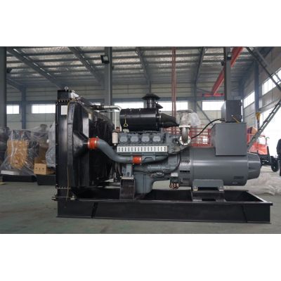 300kw威曼柴油發(fā)電機(jī)組-威曼8缸柴油機(jī)D15A2柴油發(fā)電機(jī)組,缸徑/行程：128/142mm,柴油發(fā)電機(jī)組水冷發(fā)動(dòng)機(jī)功率363KW,柴油發(fā)電機(jī)組配套馬拉松斯坦福發(fā)電機(jī)。廠(chǎng)價(jià)直銷(xiāo)歡迎選購(gòu)：13773399855。