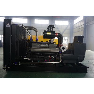 400kw康沃柴油發電機組-康沃12缸柴油機KW25G610D2柴油發電機組,缸徑/行程：135/150mm,柴油發電機組水冷發動機功率445KW,柴油發電機組配套馬拉松斯坦福發電機。廠價直銷歡迎選購：13773399855。