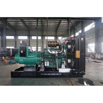 1200kw南通股份柴油發(fā)電機組-南通股份12缸柴油機NCG12V1810柴油發(fā)電機組,缸徑/行程：165/190mm,柴油發(fā)電機組水冷發(fā)動機功率1331KW,柴油發(fā)電機組配套馬拉松斯坦福發(fā)電機。廠價直銷歡迎選購：13773399855。