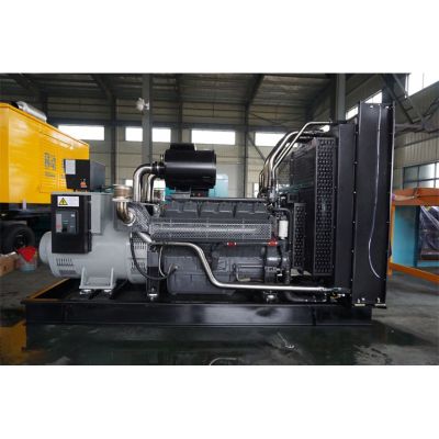 600kw無錫動力柴油發(fā)電機組-無錫動力12缸柴油機WD269TAD56柴油發(fā)電機組,缸徑/行程：138/150mm,柴油發(fā)電機組水冷發(fā)動機功率616KW,柴油發(fā)電機組配套馬拉松斯坦福發(fā)電機。廠價直銷歡迎選購：13773399855。